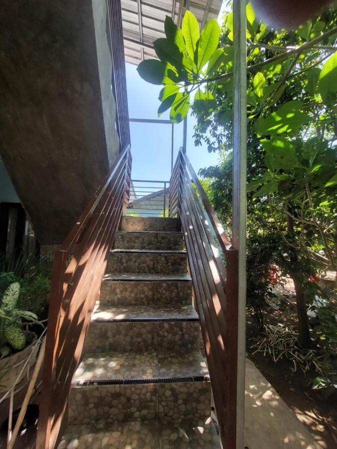 D'Ru Guest House ลาบวนบาโจ ภายนอก รูปภาพ